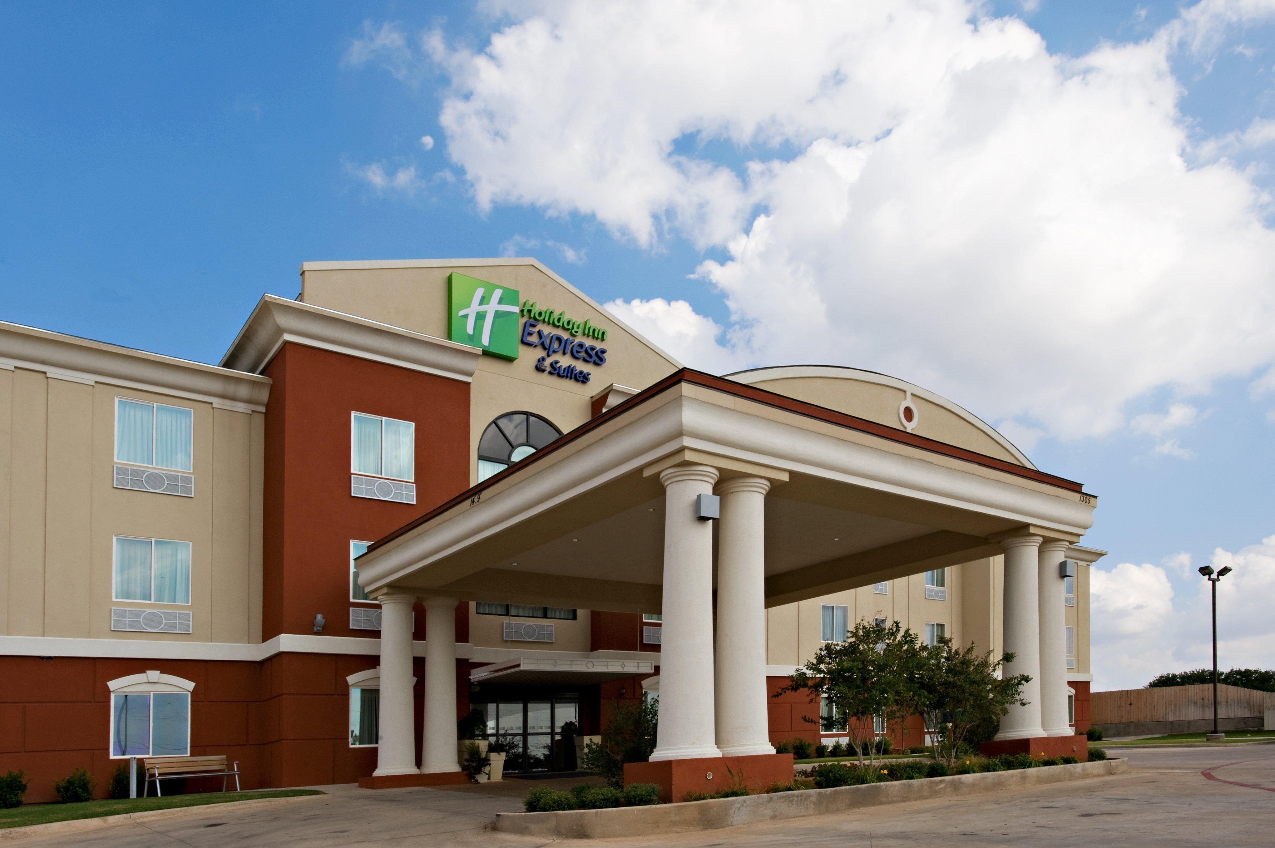 Holiday Inn Express And Suites Snyder By Ihg Bagian luar foto